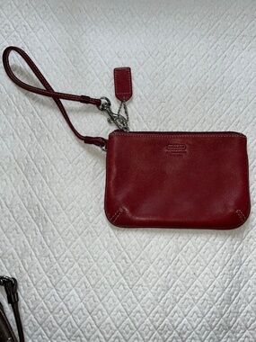 coach red leather classic wristlet zip pouch bag purse